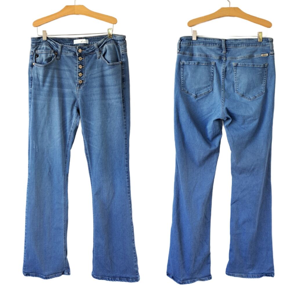 KanCan High Rise Boho Bell Flare Button-Fly Jeans Size 32 x 33 Light Wash